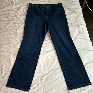 Slimming Denim Jordyn Curvy Barely Boot Floria Vanderbilt Jeans Size 16